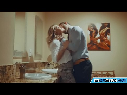 ❤️ Keď vás prsnatá blondínka zvádza na verejných toaletách ❤️❌ Krásne porno na sk.fuxporn-com.ru